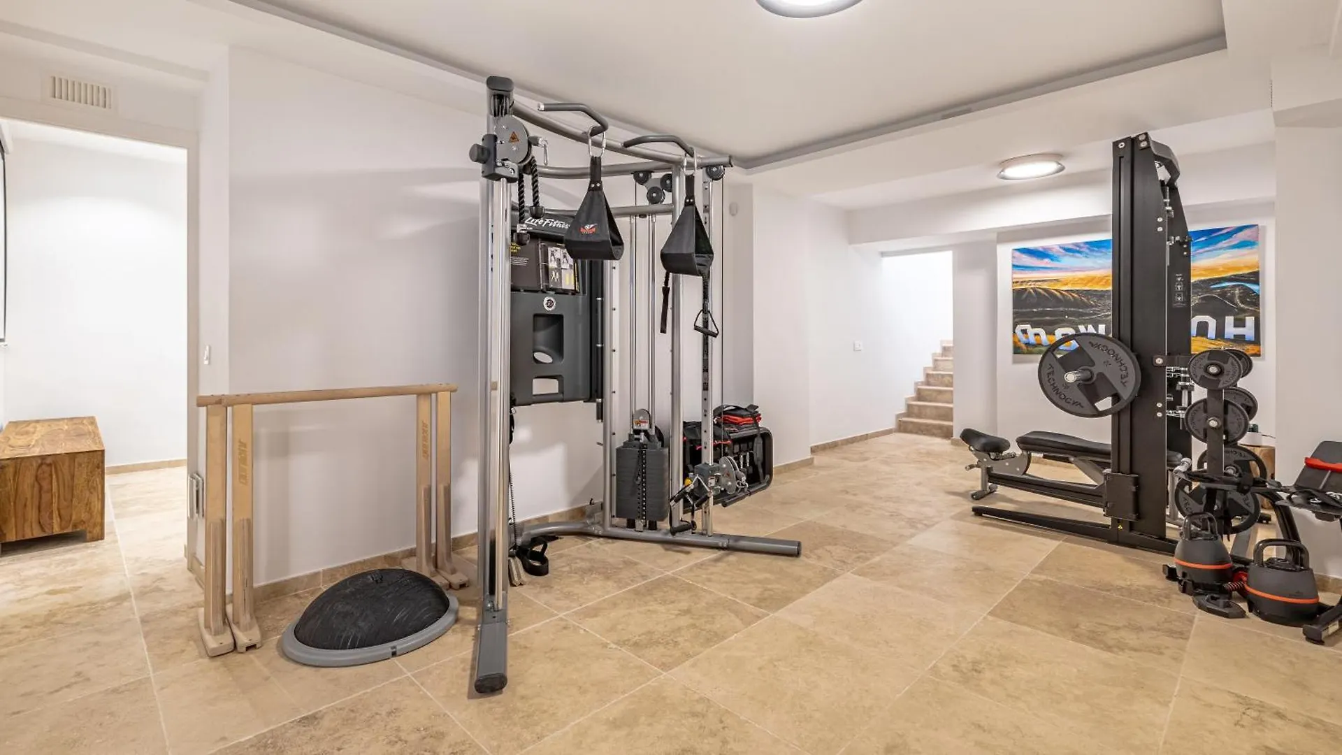 Vacation Marbella I Villa Birkin, Heated Pool, Andalusian Style, Gym, Cine, Golf Valley, 6 Min Puerto Banus Spain