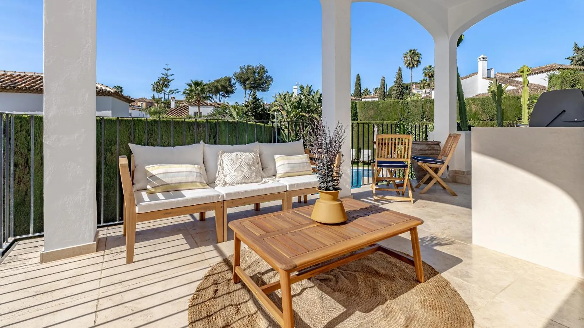 Vacation Marbella I Villa Birkin, Heated Pool, Andalusian Style, Gym, Cine, Golf Valley, 6 Min Puerto Banus Spain